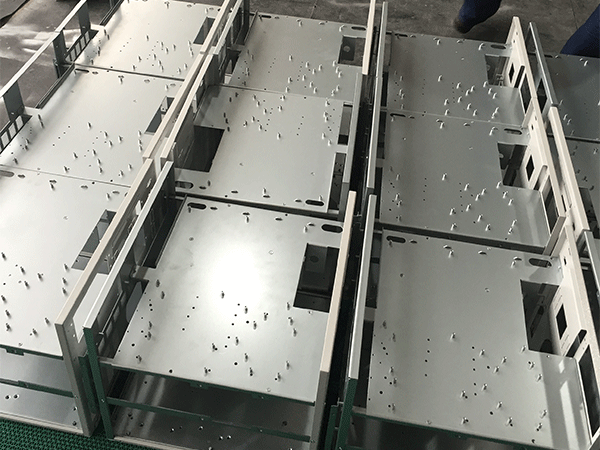 機(jī)柜、機(jī)箱